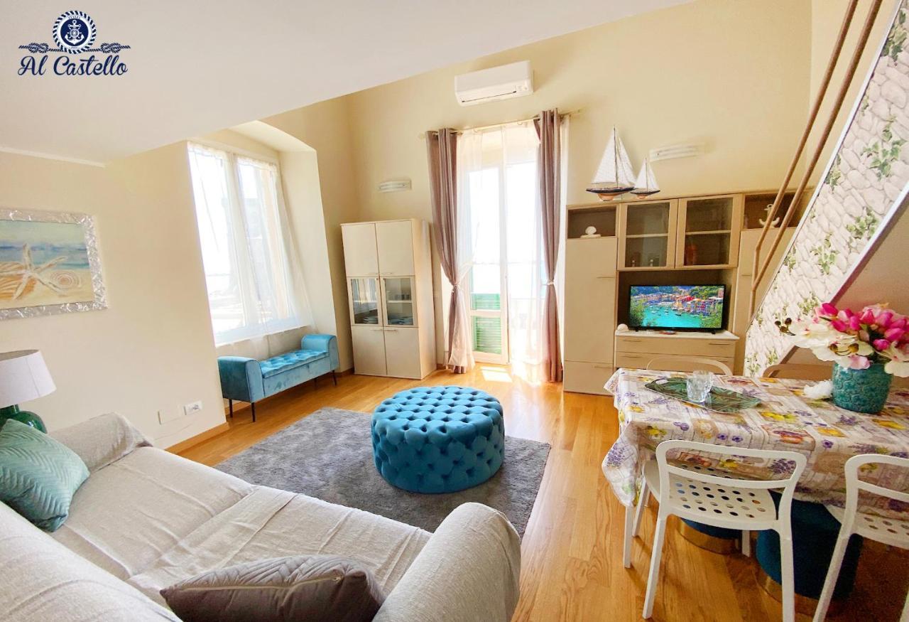 Welcome Riviera - Al Castello-Vista Mare -Romantico E Centrale A 20 Metri Dal Mare-Toll Parking At 15 Euro Per Day To Be Booked In Advance -Subject To Availability Rapallo Esterno foto