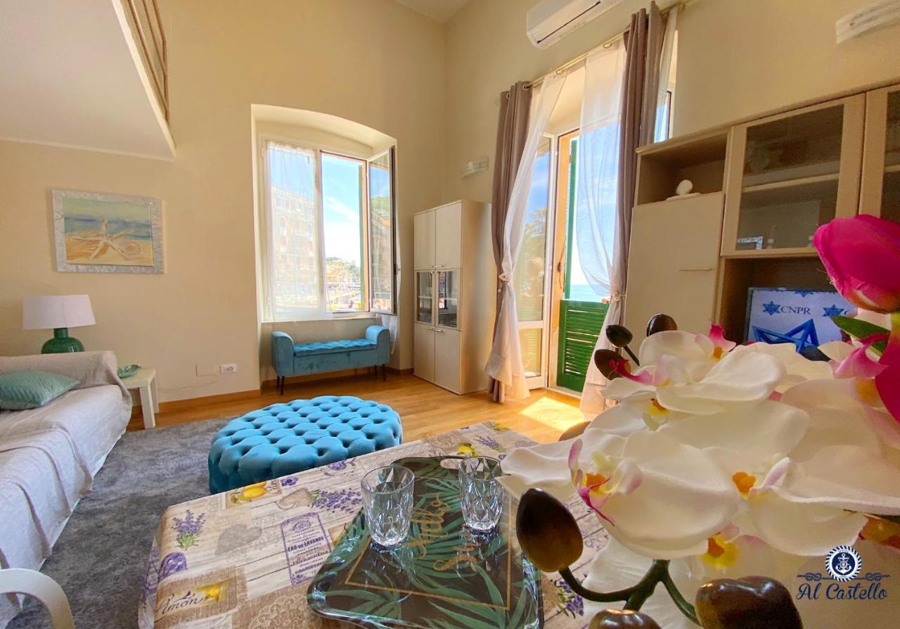 Welcome Riviera - Al Castello-Vista Mare -Romantico E Centrale A 20 Metri Dal Mare-Toll Parking At 15 Euro Per Day To Be Booked In Advance -Subject To Availability Rapallo Esterno foto